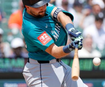 Mariners beat MLB-leading Tigers 8-4, sweeping 3-game series before All-Star break