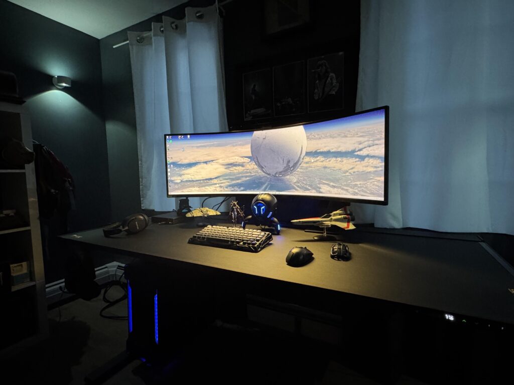 Stacked monitors