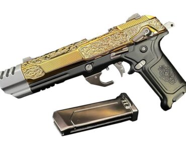 Wish we could duel wield these like our choom Jackie 😩