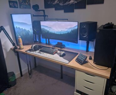 Many hours of working and gaming will occur here