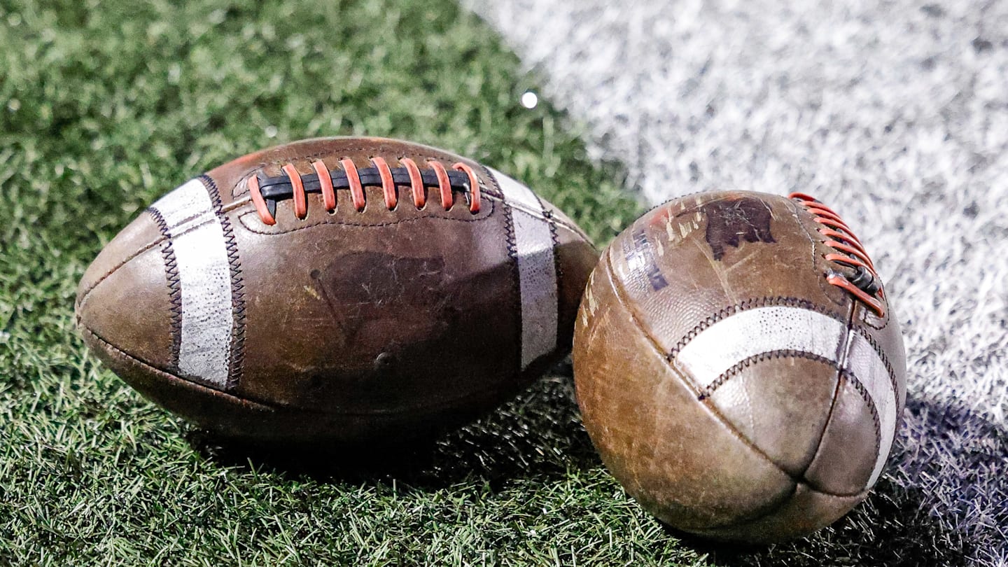 All the Class 2A Games in Week 1 of Iowa High School Football All the Class 2A Games in Week 1 of Iowa High School Football