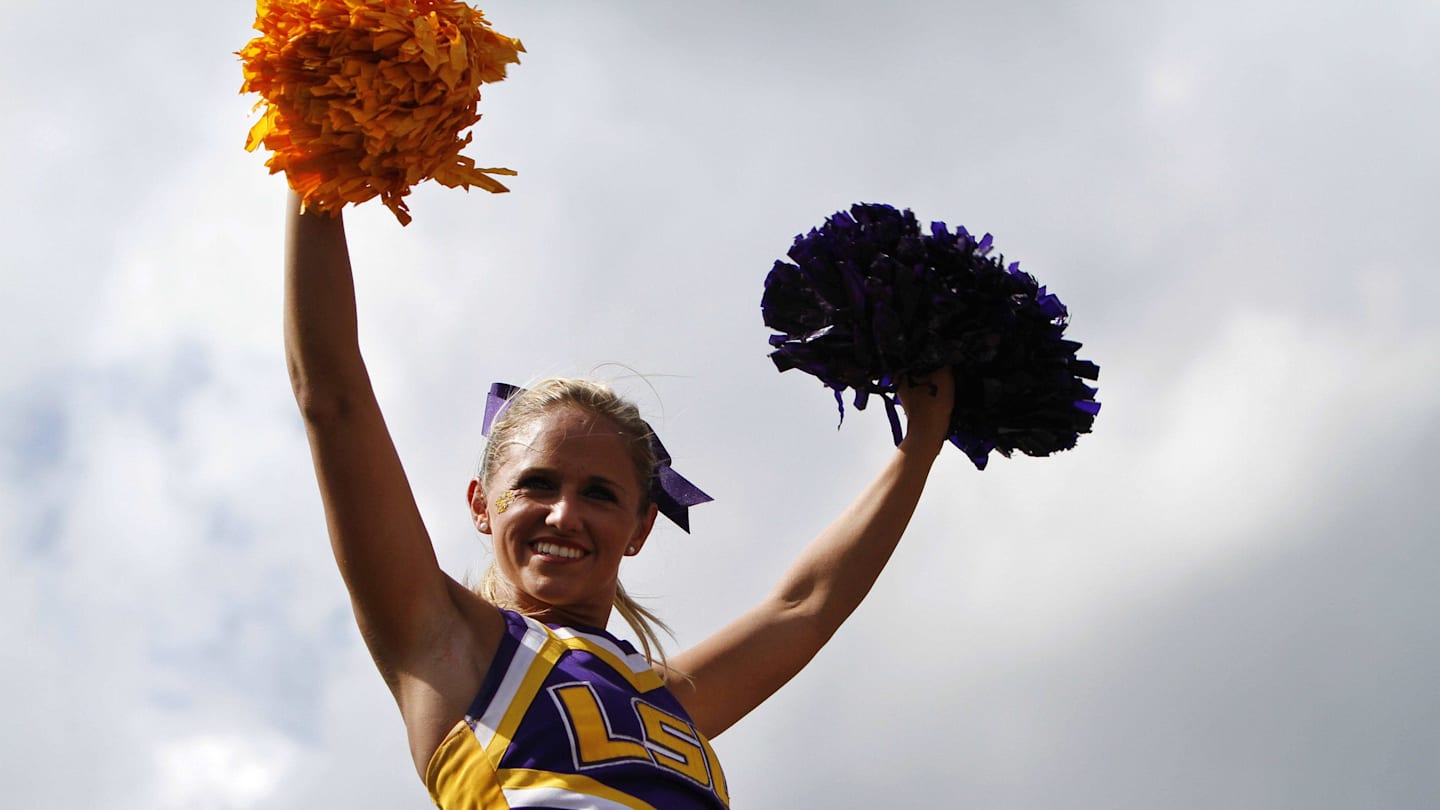 Week 8 scores, Top 25 games to watch now Week 1 schedule, scores for Saturday