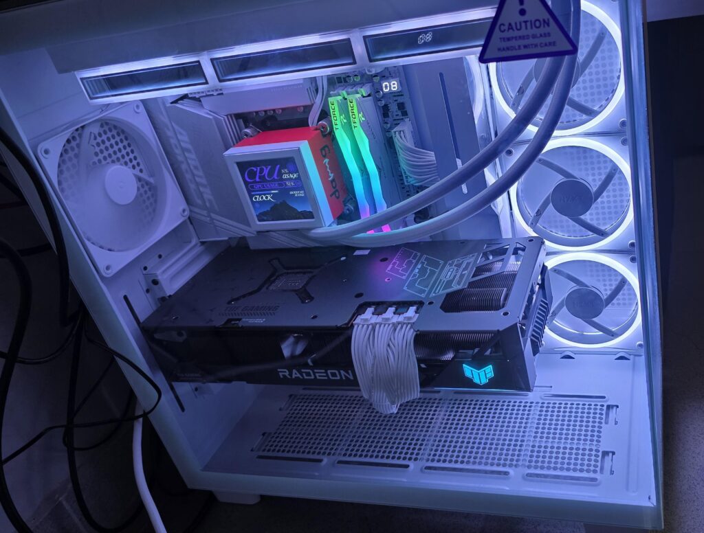 Suggest gpu support and some more fans for bottom , suggest me some strimmer connecting cables also
