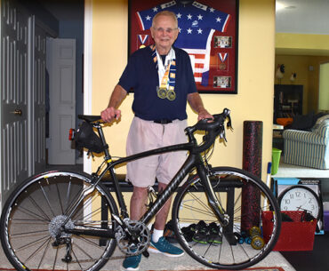 Retired Marshalltown dentist Bob Peterson, 94, continues to ride at senior games competitions | News, Sports, Jobs