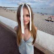 [Bug Abusing Ancient] Flying around and glitching into weird spots...