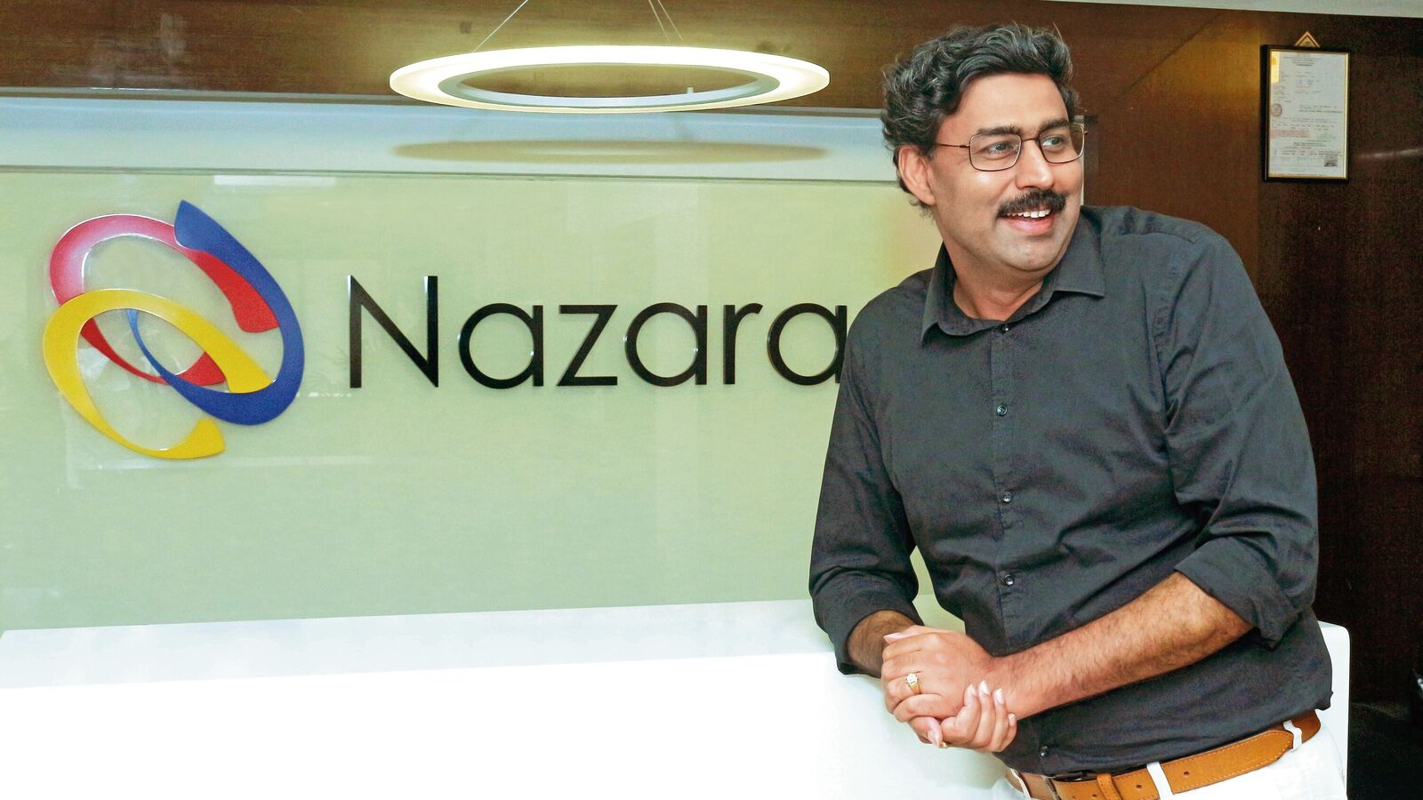 Rekha Jhunjhunwala dodged the Nazara crash – But which big investors are still stuck with the stock after gaming ban? Rekha Jhunjhunwala dodged the Nazara crash but big investors like Nikhil Kamath are still stuck with the stock after gaming ban.