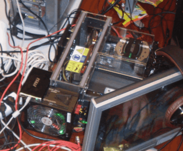 Angle grinder modded HP + external PSU = beautiful disaster (2011 gaming rig)