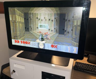 Walmart photo printing kiosk with a GTX 1050 Ti