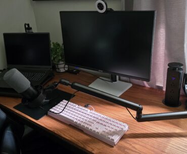 Finished my setup, built my own custom desk!