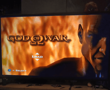 Decided to dust off the ol' PS3 and play through the OG God of War games for the first time!!