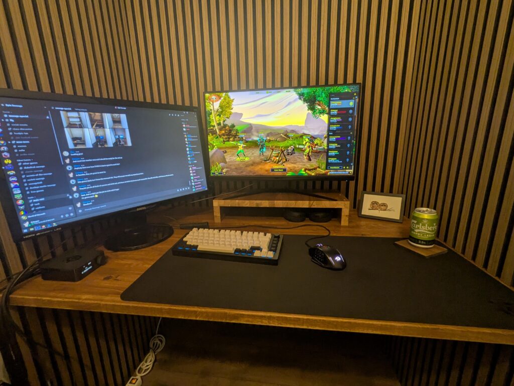 Finally got around to redo the cloffice (now all that is left is committing to holes in the desk and cable management...)