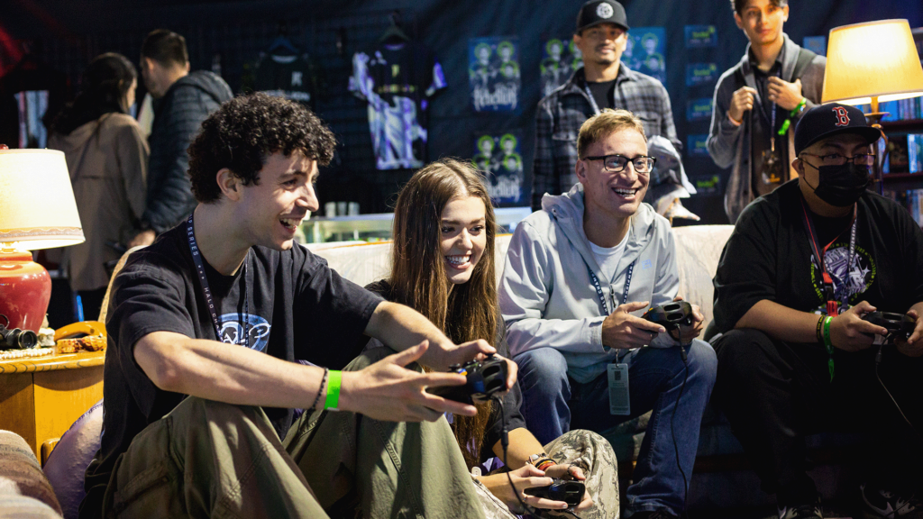 Halo fans enjoying free-play at the Halo World Championship