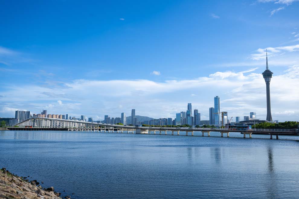 Macau GDP returns to growth in 2Q as gaming services exports up nearly 10pct Macau GDP returns to growth in 2Q as gaming services exports up nearly 10pct