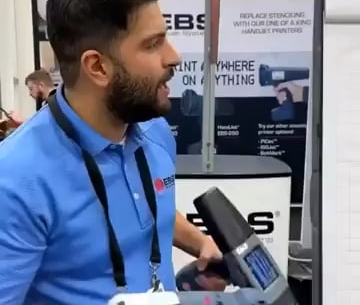 New way to apply graffiti