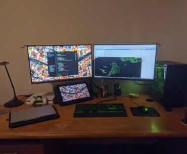 My entertainment, light gaming and university study setup