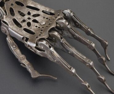 150 Year Old Prosthetic Hand (T-100?)