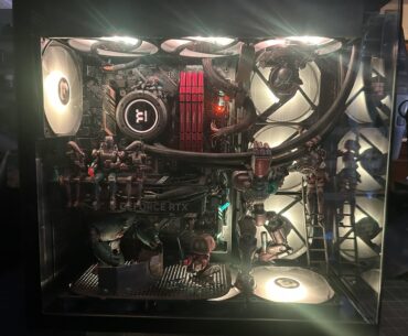 Robot Factory PC Decoration