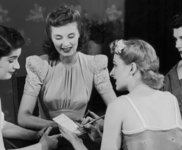 11 Grandma Games to Play if You Love Mahjong