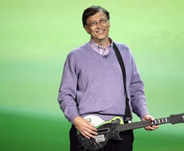 2005 kicked off the long, strange, and now-lost decade of the plastic instrument