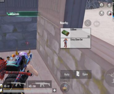 I'm pretty sure it's the rarest outfit ever!!!