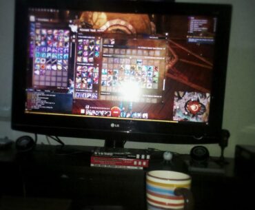 Found this 12-year-old photo of me playing GW2 on a TV. Now I know why I started wearing glasses