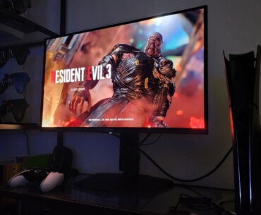 MSI MPG 272URX QD-OLED Gaming Monitor Review