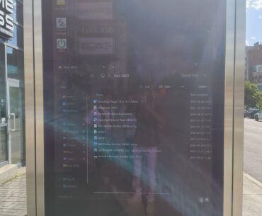I'd like to get a hold of this "disable windows auto update"