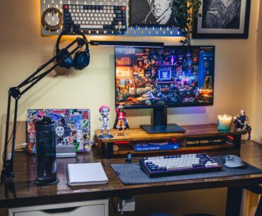 My complete battlestation featuring my artwork