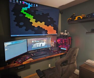 Entire setup reworked for the LG 45GX950A. Just a tad bigger than the 38GN950B previously in its place. Pretty average.