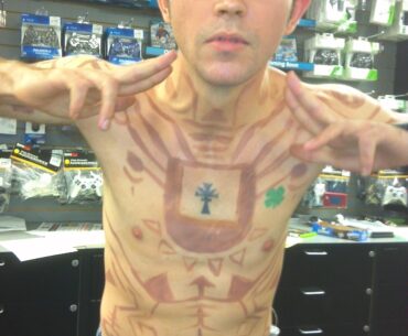 Shout-out to this GameStop store manager I met at the midnight release for Borderlands 2