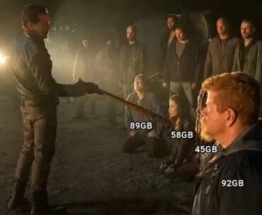 Me choosing which game to delete to install a new one.