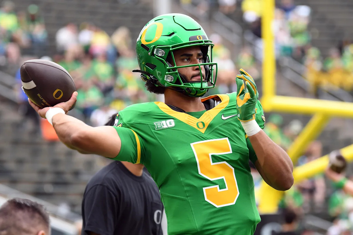 College football live scores, games: Ole Miss at Kentucky, OK State at Oregon and more Download app from appStore