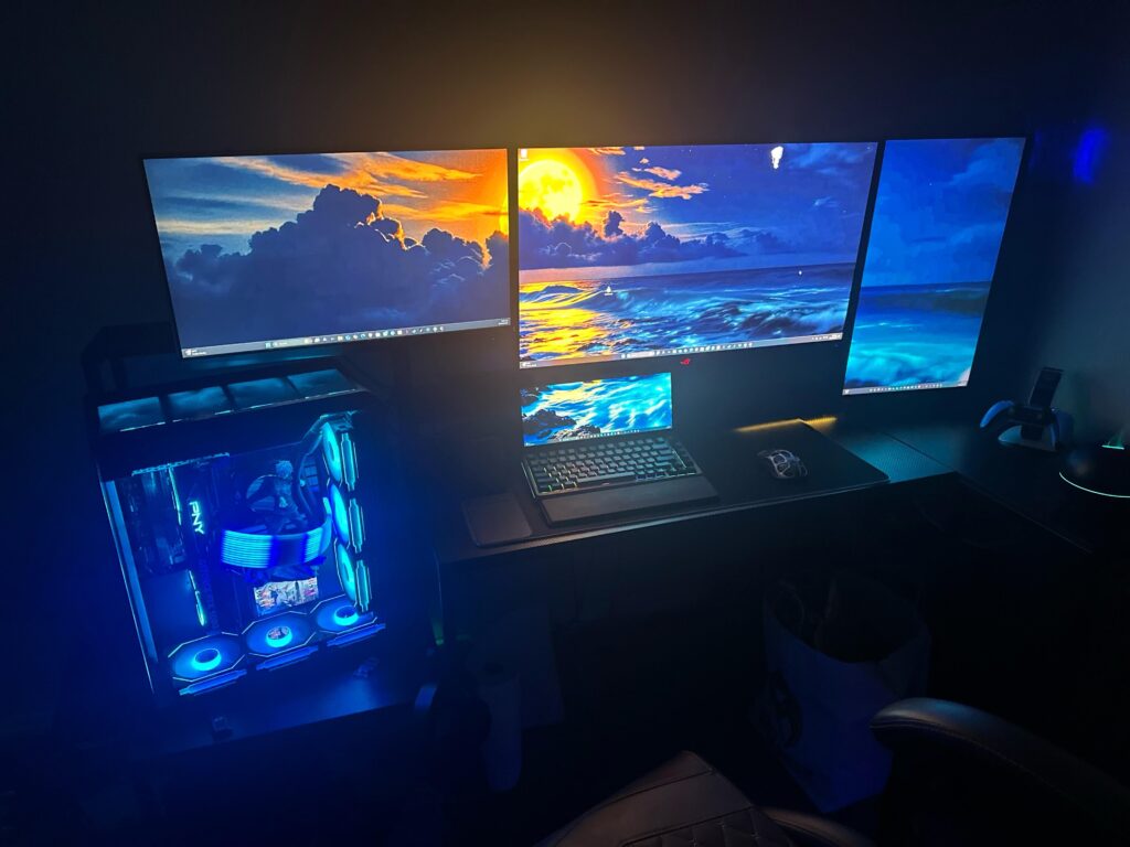I love my new keyboard it has a monitor built inn