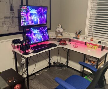 This is the setup I use almost every day. I didn’t clean it up or change anything this is how it looks day to day.
