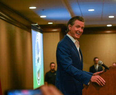 Governor may not sign sweepstakes casinos ban — CDC Gaming