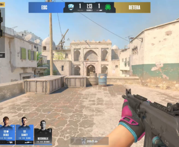 Well.... This is one of the most interesting clutches you will ever see