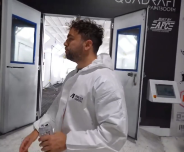 An IRL replica of the Wonder Vehicle from Black Ops 7 seemingly appeared in a Mizkif livestream.