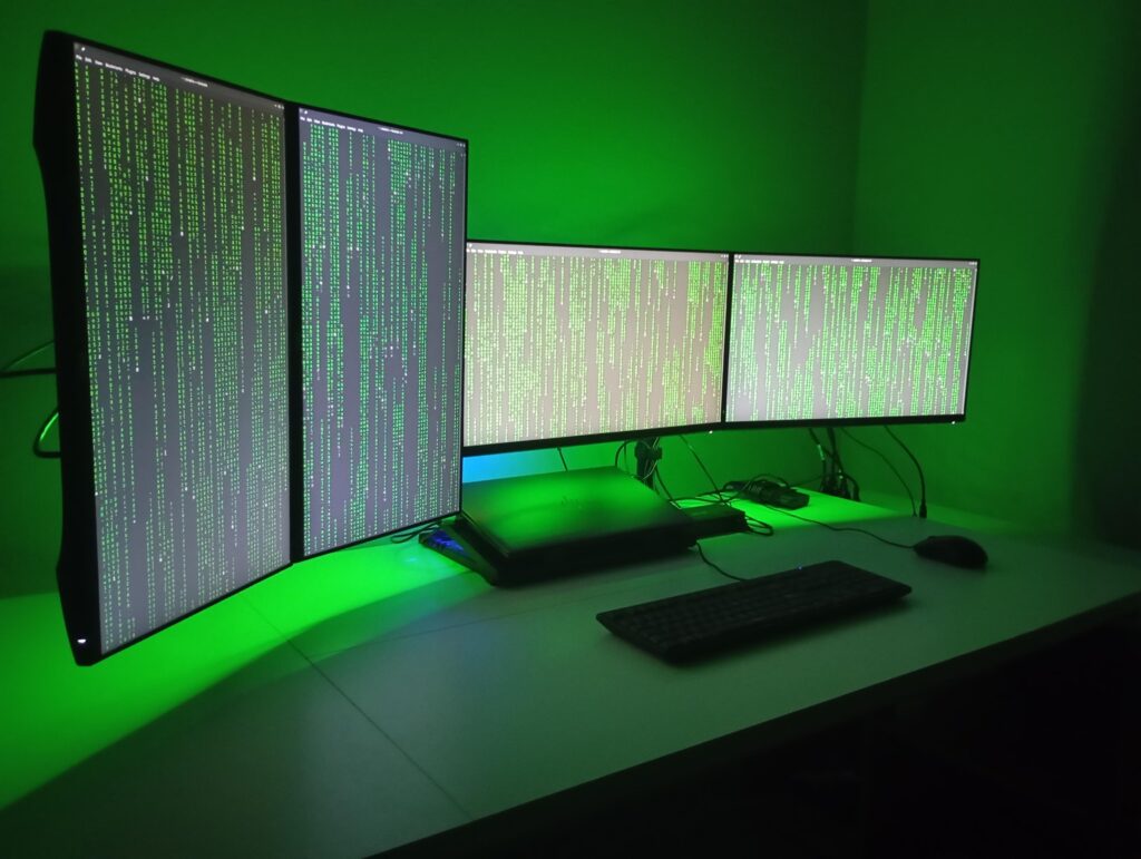 Minimalist Hacker Laptop Setup