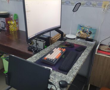 Stupidity is buying eGPU and insanity is gaming with a Thinkpad. I got both