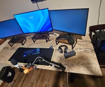 Men really live like this and see no problem