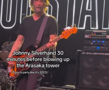 Johnny 30 minutes before blowing up Arasaka Tower