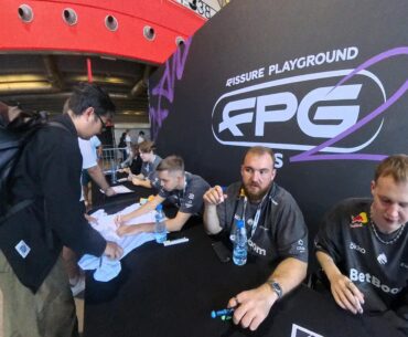 Got signatures from Team Spirit at FISSURE 2025 (360° video)