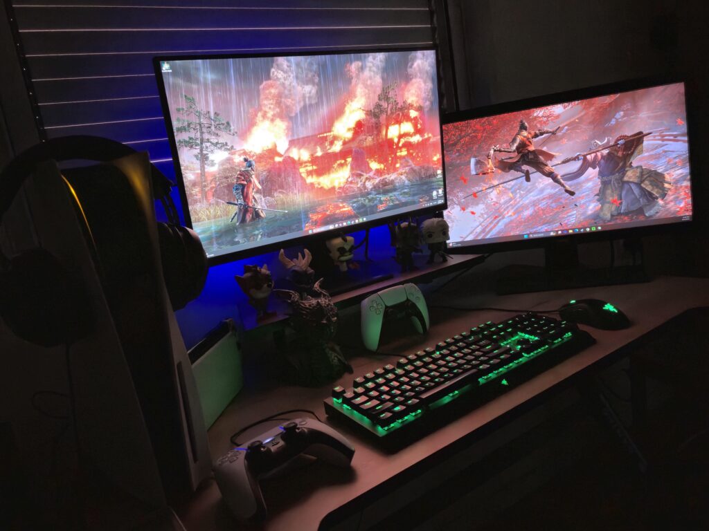Dual monitor setup mainly for gaming and bit of productivity.