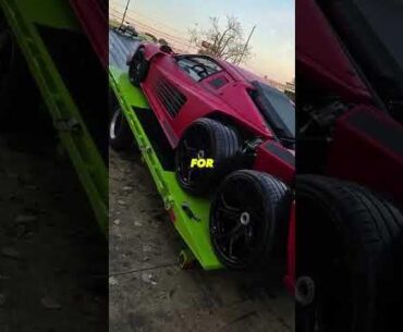 This guy builds cyberpunk cars in real.