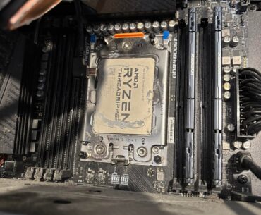 Pc starts at 95c and spikes to 114 before shutting off