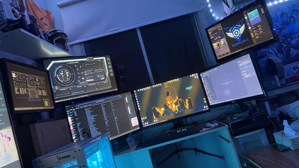 Needs more monitors.