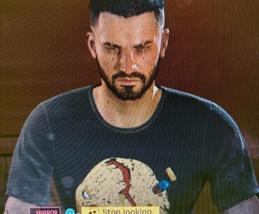 Does anyone else like to give V the bullet hole scar after the prologue?