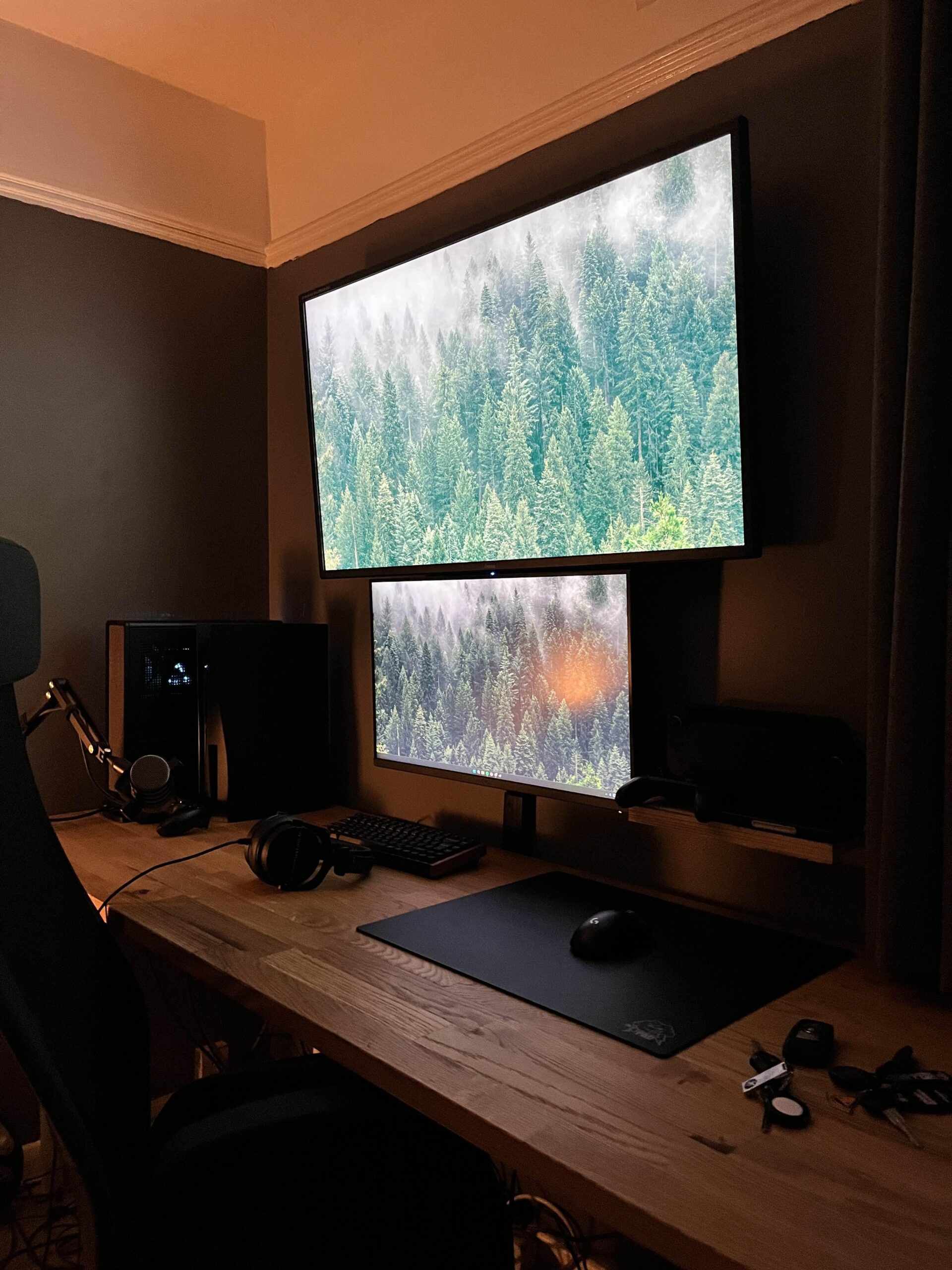 Cozy / Rustic Setup Cozy / Rustic Setup