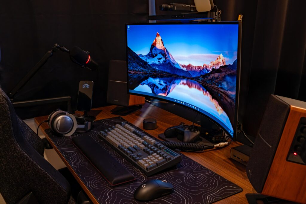 New Mouse and Speakers...finally done, I think.