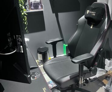 Finally changed chair… and it’s ?